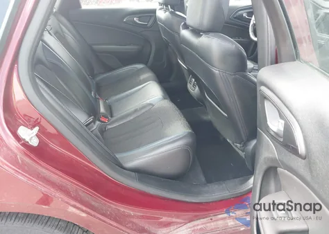 2015 Chrysler 200 S из США, поврежденный, VIN 1C3CCCDG2FN601665